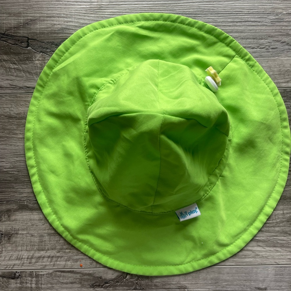 i play. Green Sun Hat Lightweight Wide Brim